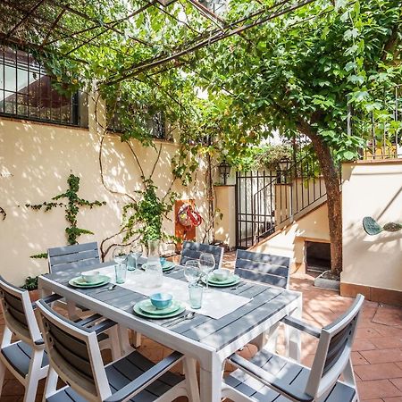 Santa Reparata Apartment with Patio&Terrace Firenze Bagian luar foto
