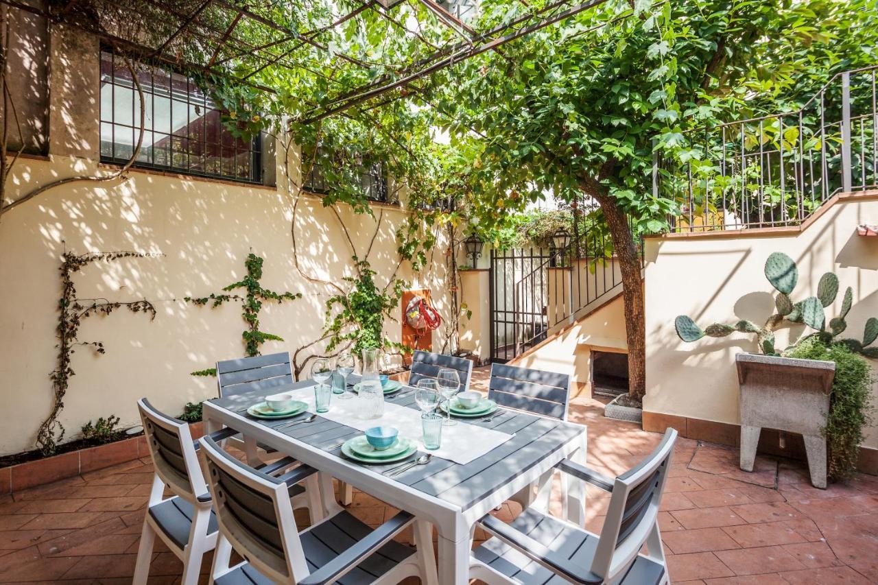 Santa Reparata Apartment with Patio&Terrace Firenze Bagian luar foto